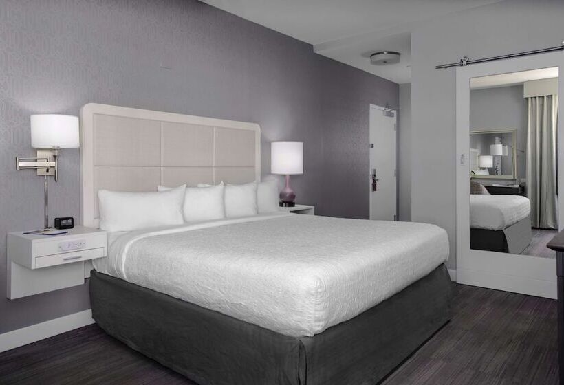 Chambre Standard Lit Double, Continental Miami Beach, Tapestry Collection By Hilton