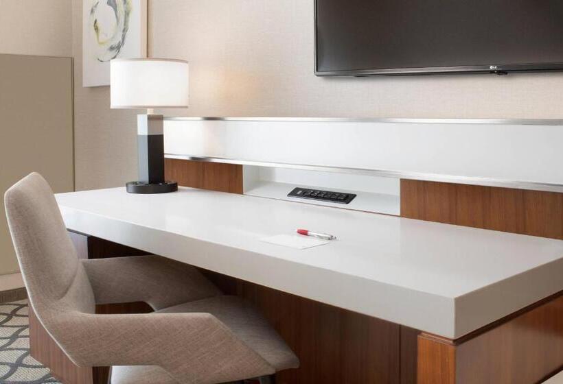 חדר סטנדרט שתי מיטות זוגיות, Marriott Dallas Allen Hotel & Convention Center