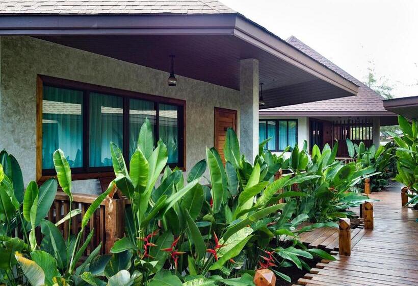 디럭스 룸, Naiyang Park Resort   Sha Extra Plus