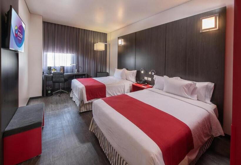اتاق استاندارد با تخت بزرگ, Ramada Encore By Wyndham Aguascalientes