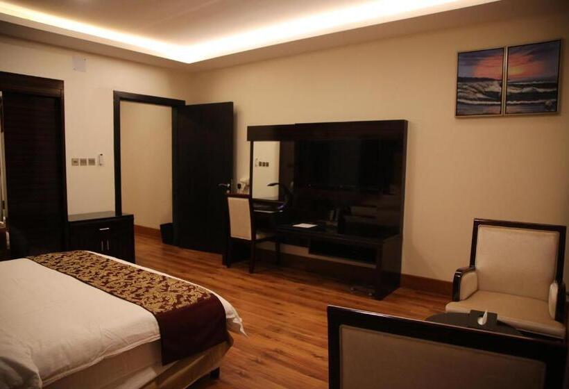 Люкс Повышенной Комфортности, Raoum Inn Khafji Corniche