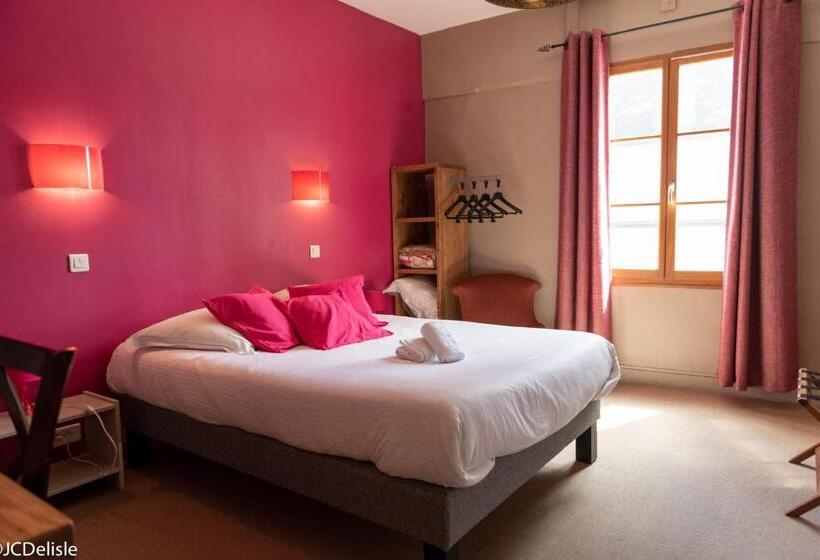 Номер Стандарт, Logis   Hotel & Restaurant La Corne D  Abondance