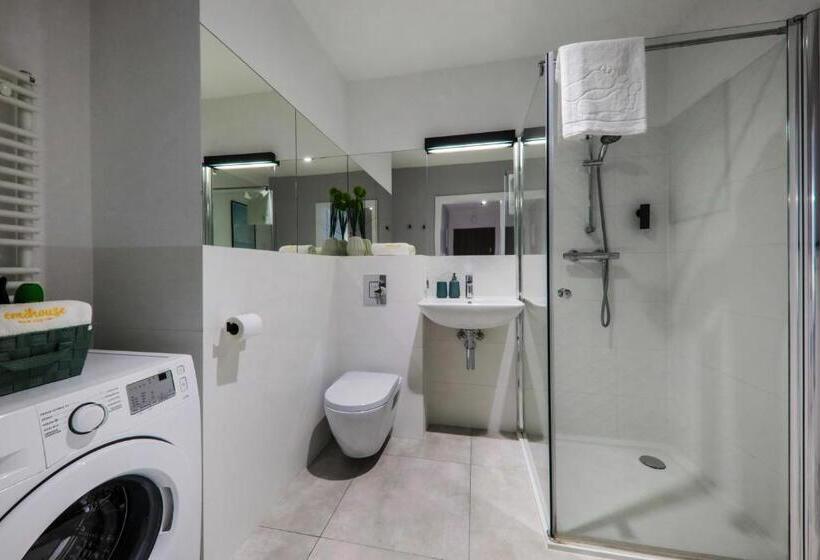 Полулюкс с Балконом, Emihouse Cityvibe Apartments