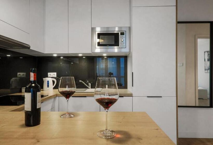 Апартаменты Superior 1 Спальня, Emihouse Cityvibe Apartments