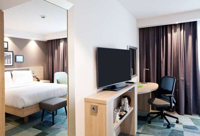 غرفة عائلية, Hampton By Hilton Poznan Old Town