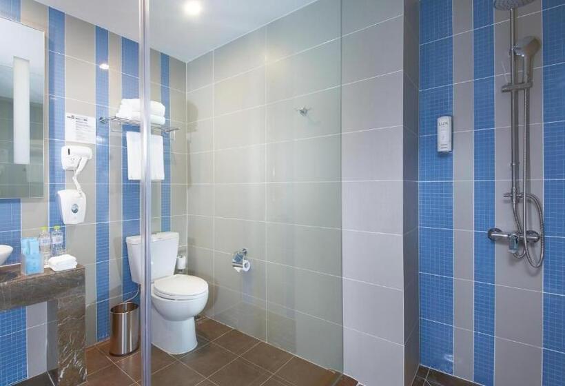 Номер Superior Кровать Кинг, Holiday Inn Express   Qingdao West Coast, An Ihg