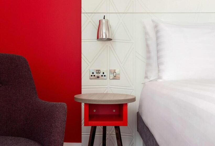 Номер Стандарт, Ibis Styles Glasgow Central