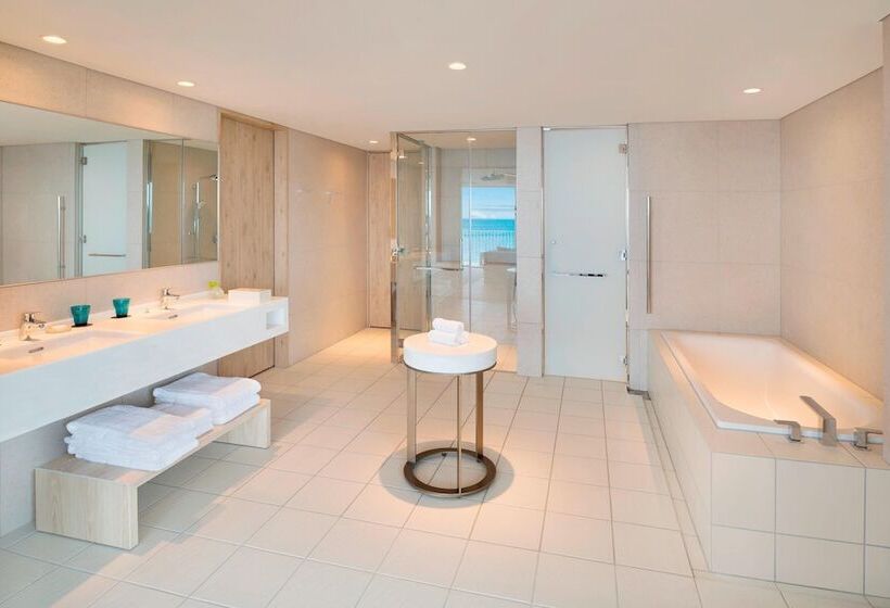 سوییت جونیور, Iraph Sui, A Luxury Collection Hotel, Miyako Okinawa