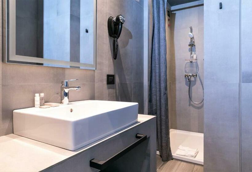 四人标准间, J24 Hotel Milano