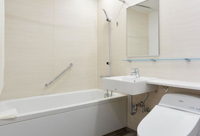 Номер Superior, Mitsui Garden Hotel Otemachi   Tokyo