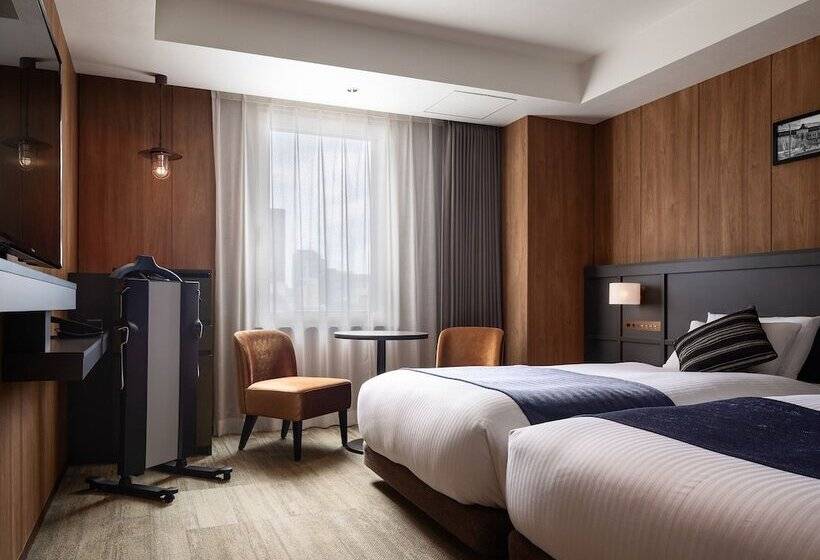 Номер Superior, Mitsui Garden Hotel Otemachi   Tokyo