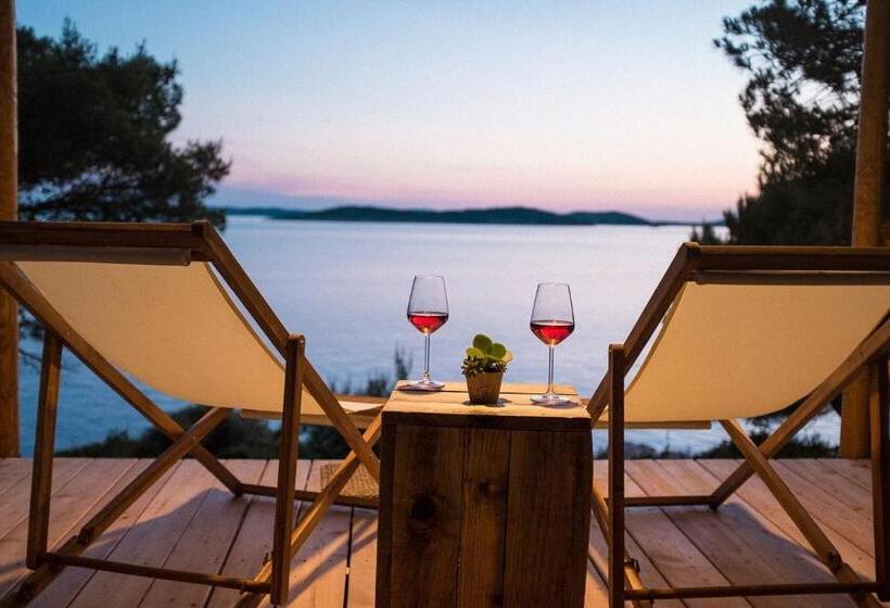 Номер Стандарт Вид на Море, Obonjan Island Resort