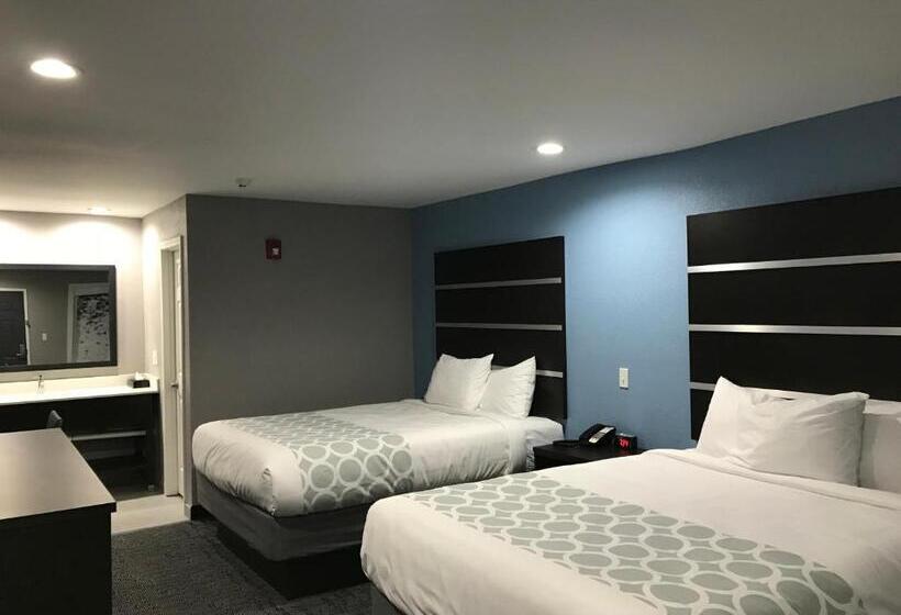 Номер Стандарт 2 Двуспальные Кровати, Rodeway Inn South