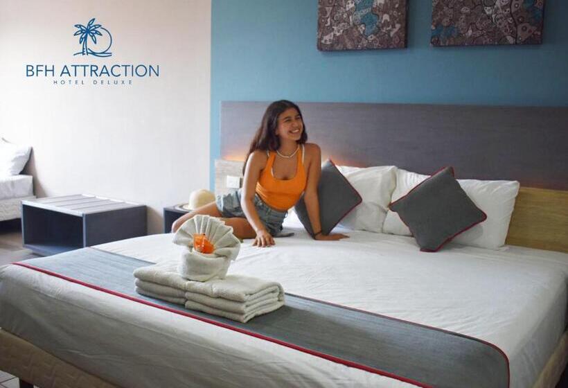 Deluxe Vierpersoonskamer, Attraction Hotel Deluxe