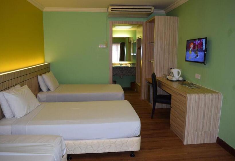 Номер Deluxe, Bukit Merah Laketown Resort