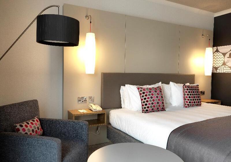 풀 전망 클래식 룸, Mövenpick Myth Hotel Patong Phuket