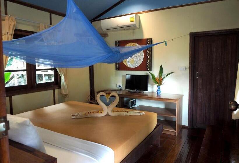 חדר דלוקס עם מרפסת, Little Eden Bungalows