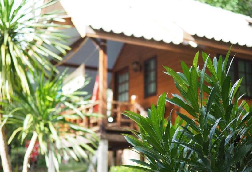 חדר דלוקס עם מרפסת, Little Eden Bungalows