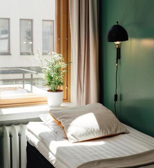 Номер Стандарт Четырехместный Совместный Санузел, The Yard Hostel