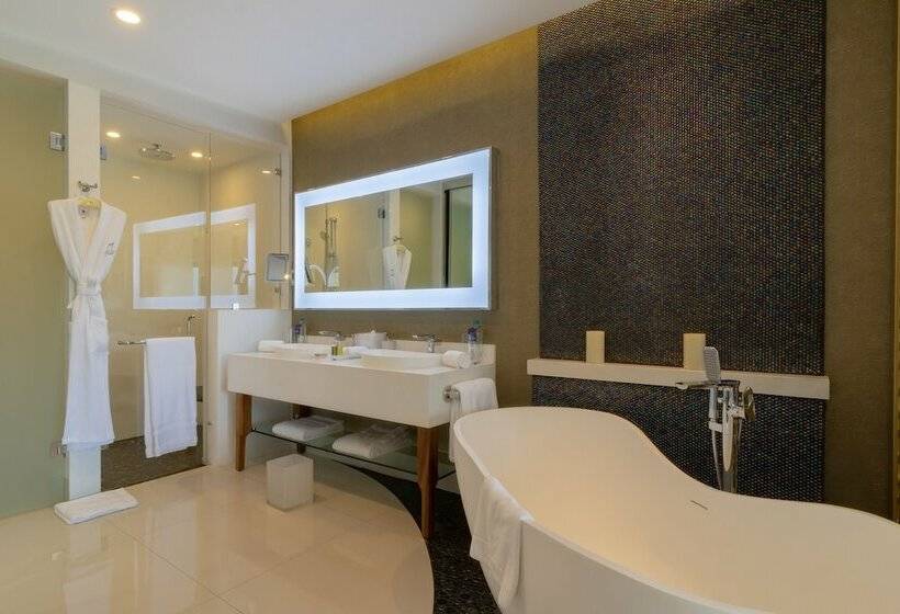 キングサイズベッドのジュニアスイート, Garza Blanca Resort & Spa Los Cabos