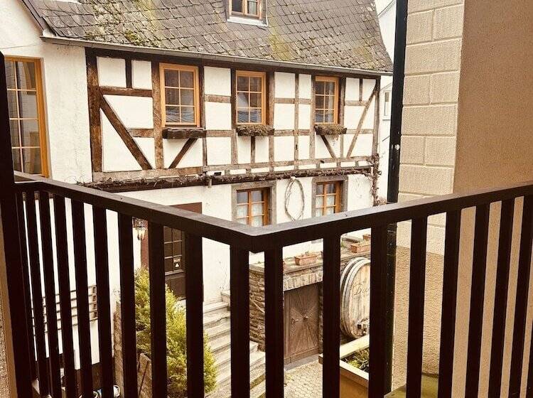Номер Basic, Weingut Dehren