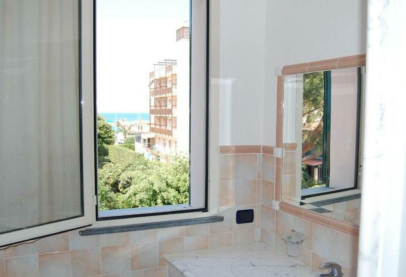 Apartamento 2 Dormitórios, Riviera Residence