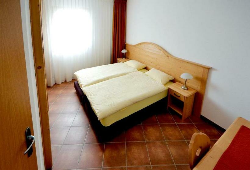 Апартаменты 1 Спальня с Террасой, Aparthotel San Bernardino