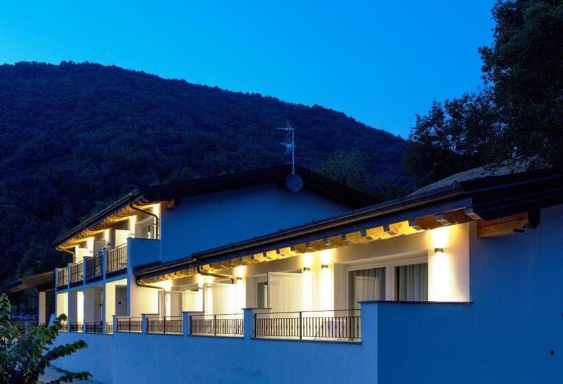 Номер Стандарт с Балконом, Il Bagnolo Eco Lodge