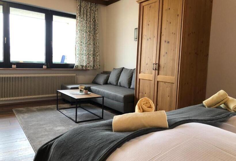 Номер Стандарт Трехместный, Magali S, Bed & Breakfast   Inclusive Summer Card