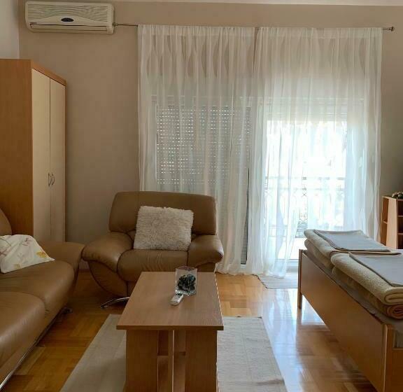 اتاق استاندارد با بالکن, Pansion Villa Bubalo