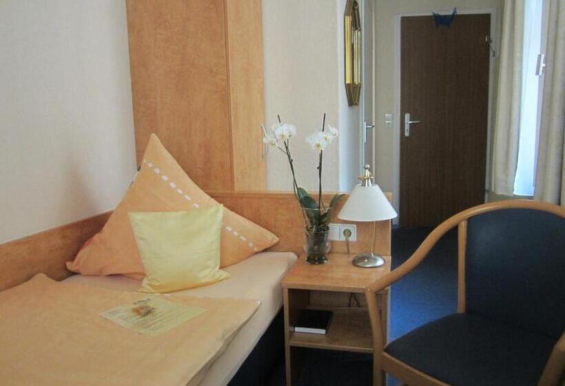 غرفة قياسية فردية, Pension Adler Untertürkheim