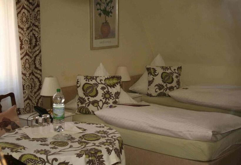 غرفة قياسية, Pension Adler Untertürkheim