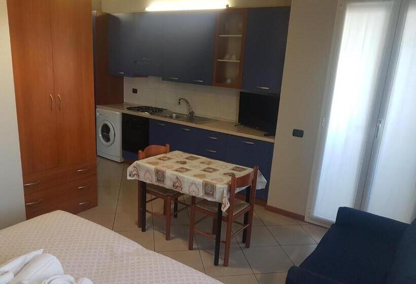 استودیوی استاندارد, Residence Oasi Di Monza