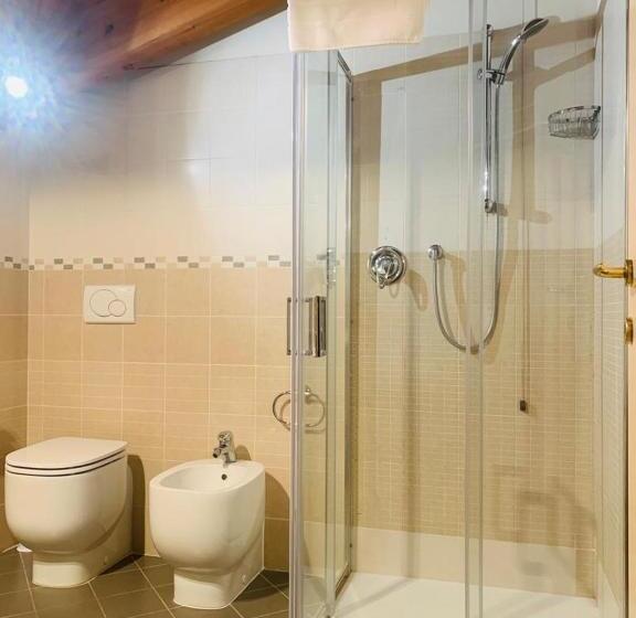 Апартаменты 2 Спальни, Albergo Torre