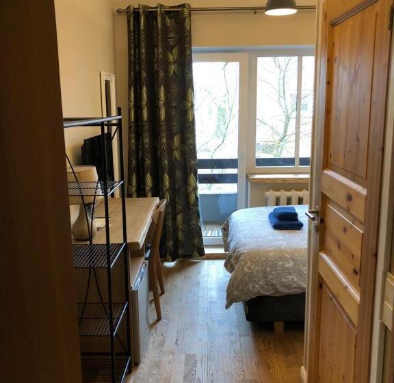 اتاق استاندارد یک نفره, Veeriku Villa