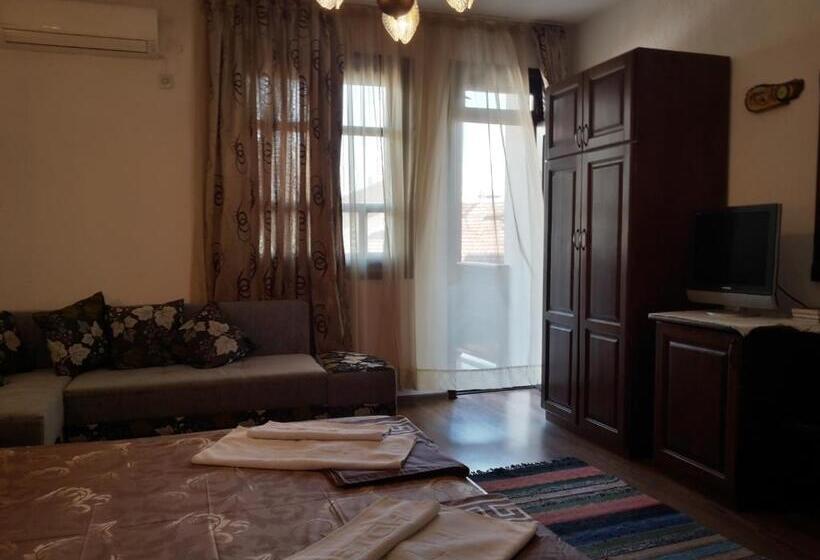 Номер Стандарт, Keremidchieva Kushta Guest House