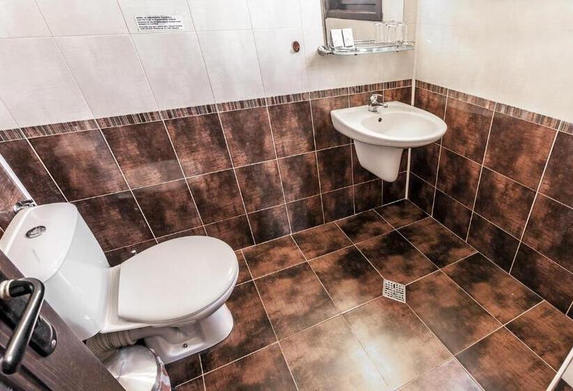 Номер Стандарт Трехместный, Keremidchieva Kushta Guest House