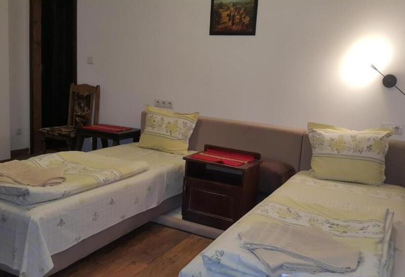 Апартаменты 1 Спальня Вид на Сад, Keremidchieva Kushta Guest House