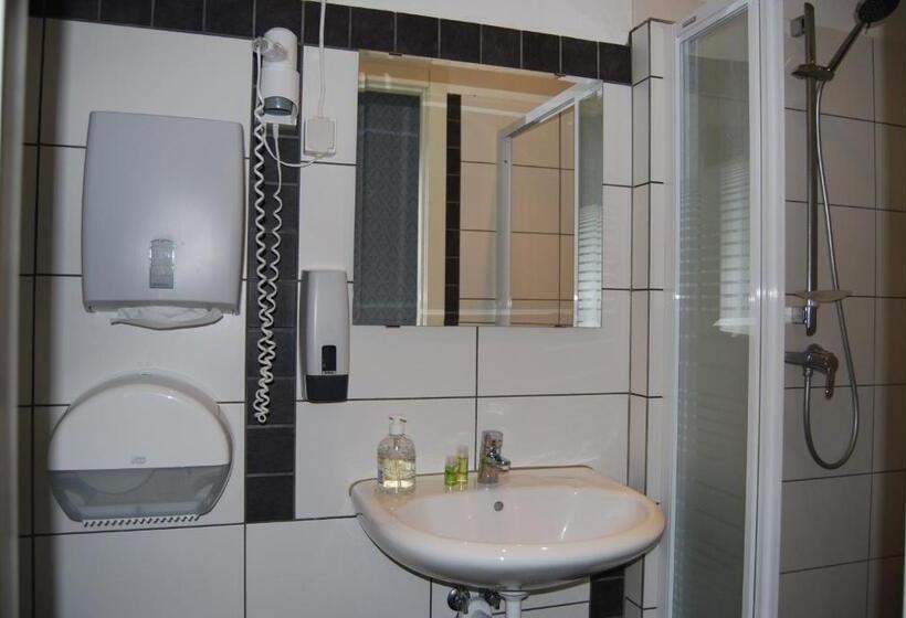 Номер Стандарт Индивидуальный, Halmstad Hotell & Vandrarhem Kaptenshamn