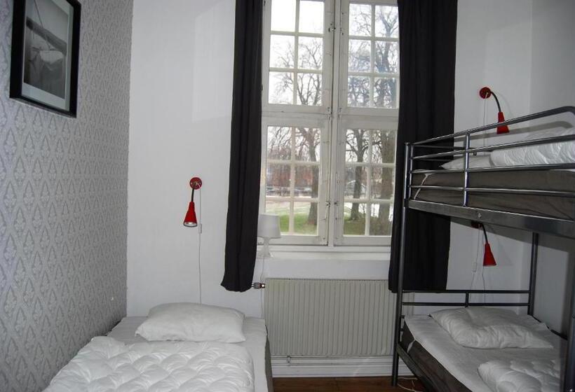 Трехместный Номер Стандарт Совместная Ванная, Halmstad Hotell & Vandrarhem Kaptenshamn