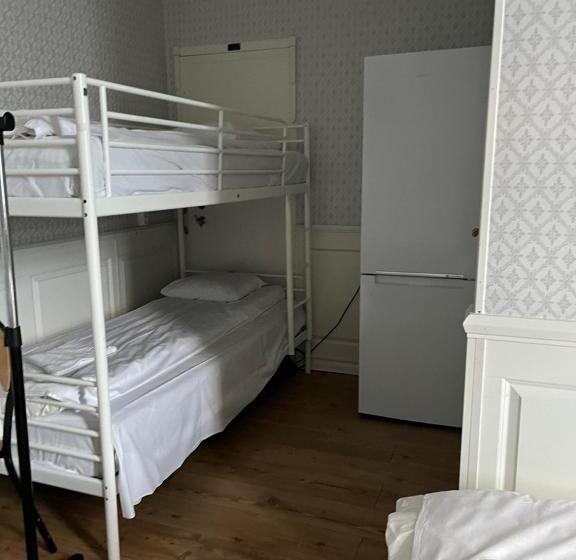 Семейный Номер, Halmstad Hotell & Vandrarhem Kaptenshamn