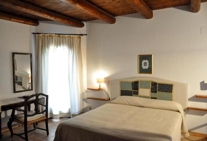 Четырехместный Номер Стандарт, Agriturismo La Campana