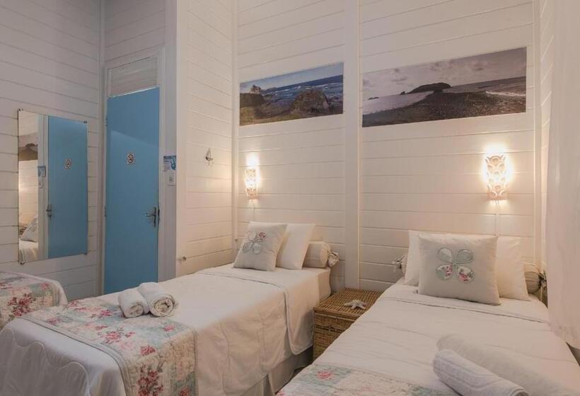 Quarto Triplo Estandar, Pousada Da Carmô