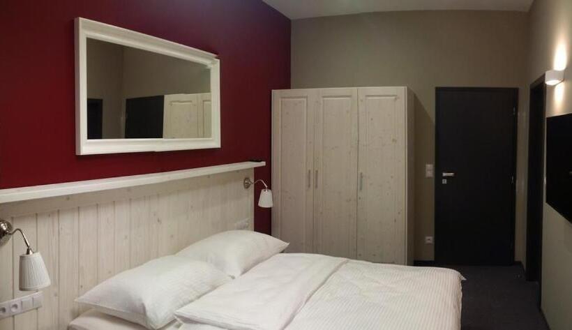 اتاق لوکس, Rodinný Resort Uko