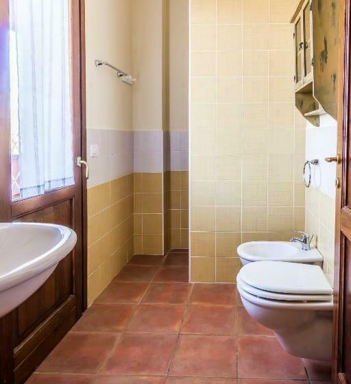 Студия Стандарт, Agriturismo Borgo Campetroso