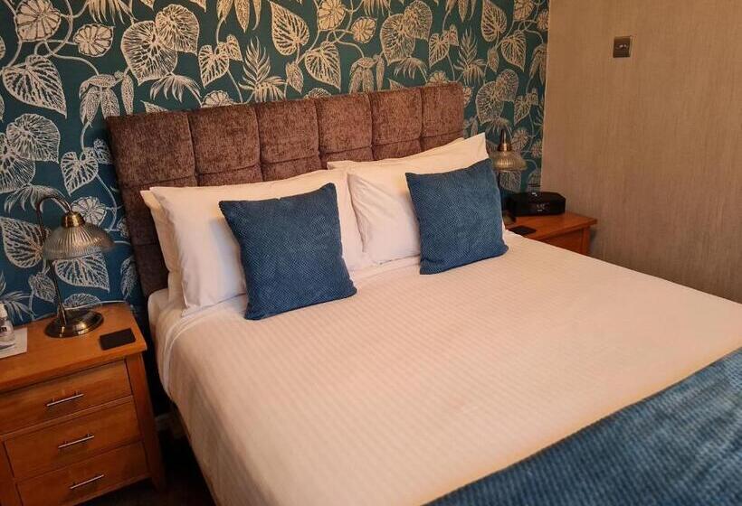 Люкс Премиум, Brookside Guest House & Mini Spa