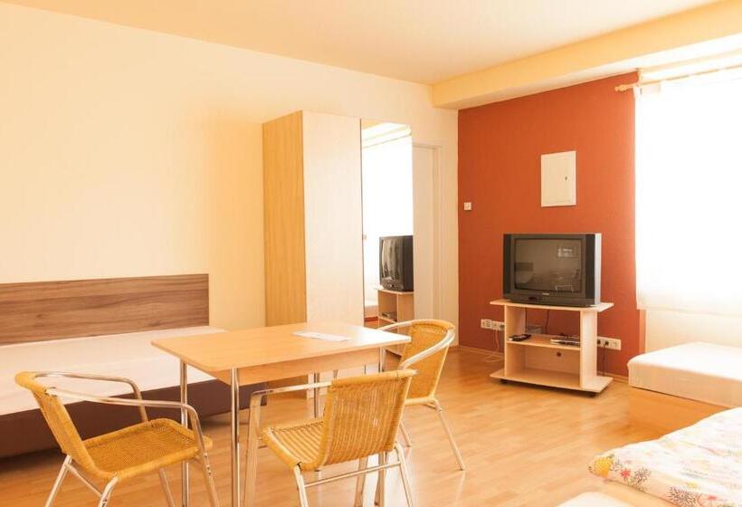 패밀리 룸, Pension Klingenstr. 23