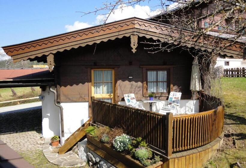 کلبه ییلاقی, Gästehaus Rosi