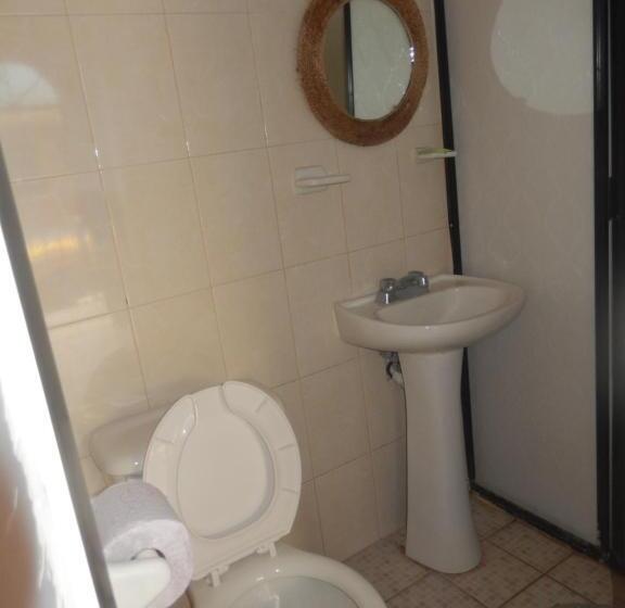 Standard-huone, Lizmar