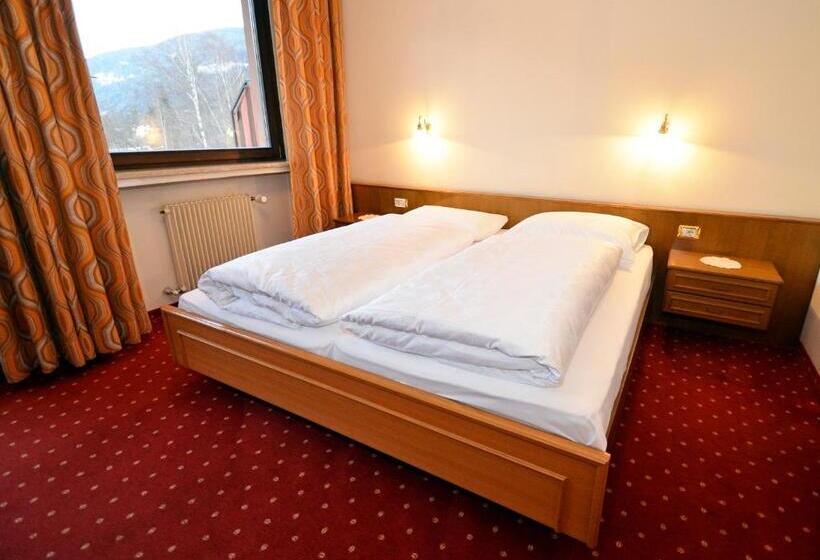 Номер Стандарт с Балконом, Transit Rooms   Your Stopover